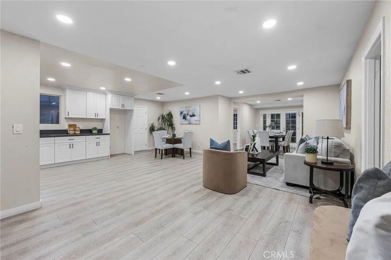 829 Foxworth
