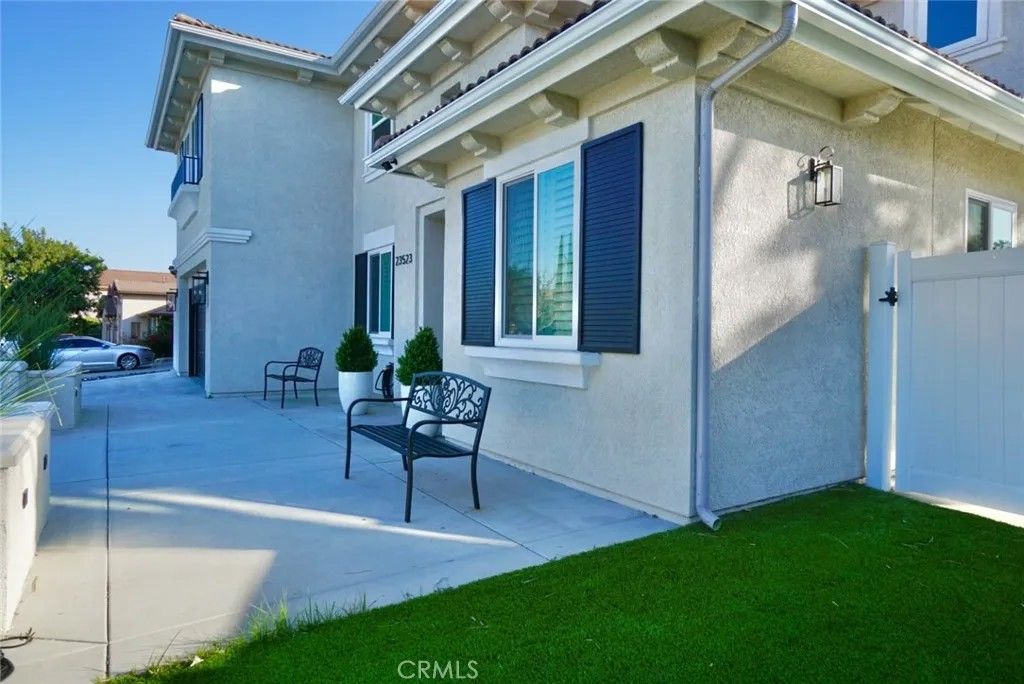 Photo of 23523 Taft Court, Murrieta, CA 92562 (MLS # SW26074727)