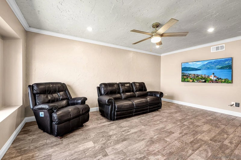 10131 Maple Tree