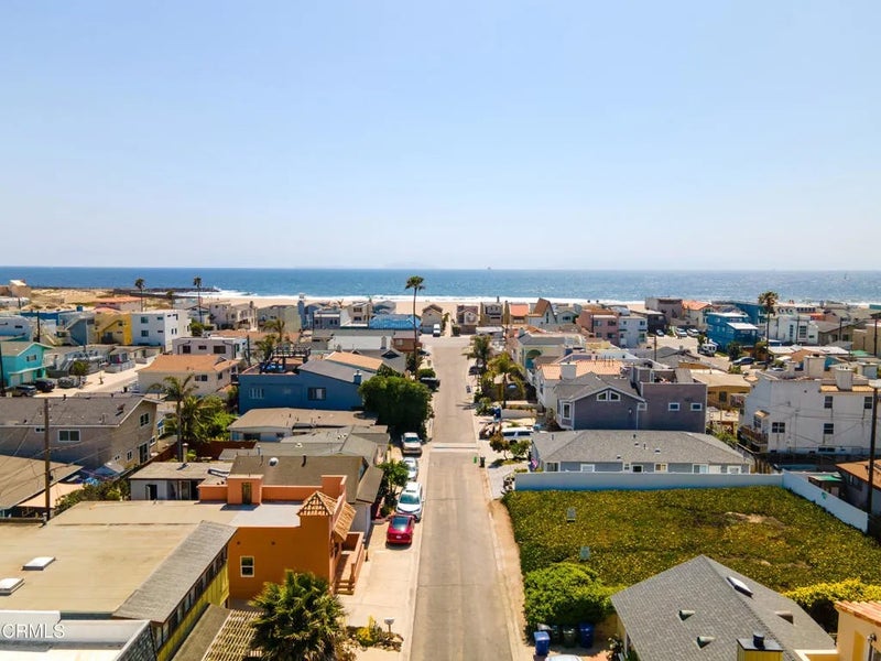 145 Los Angeles