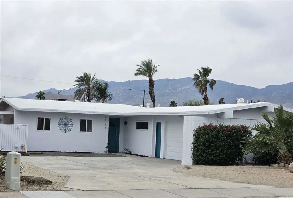 Photo of 68015 Estio Road, Cathedral City, CA 92234 (MLS # FR26071407)