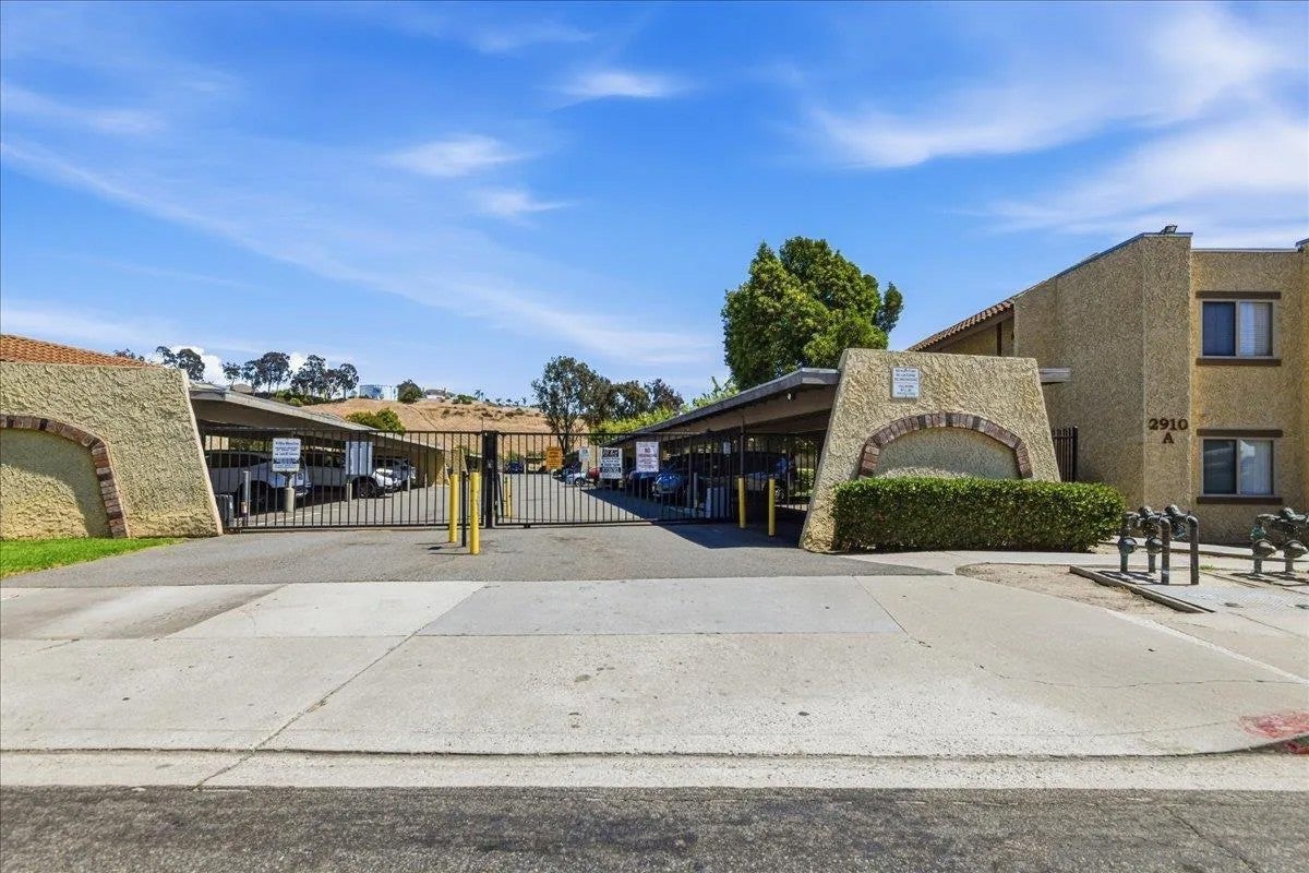 2910 Alta View Drive 203