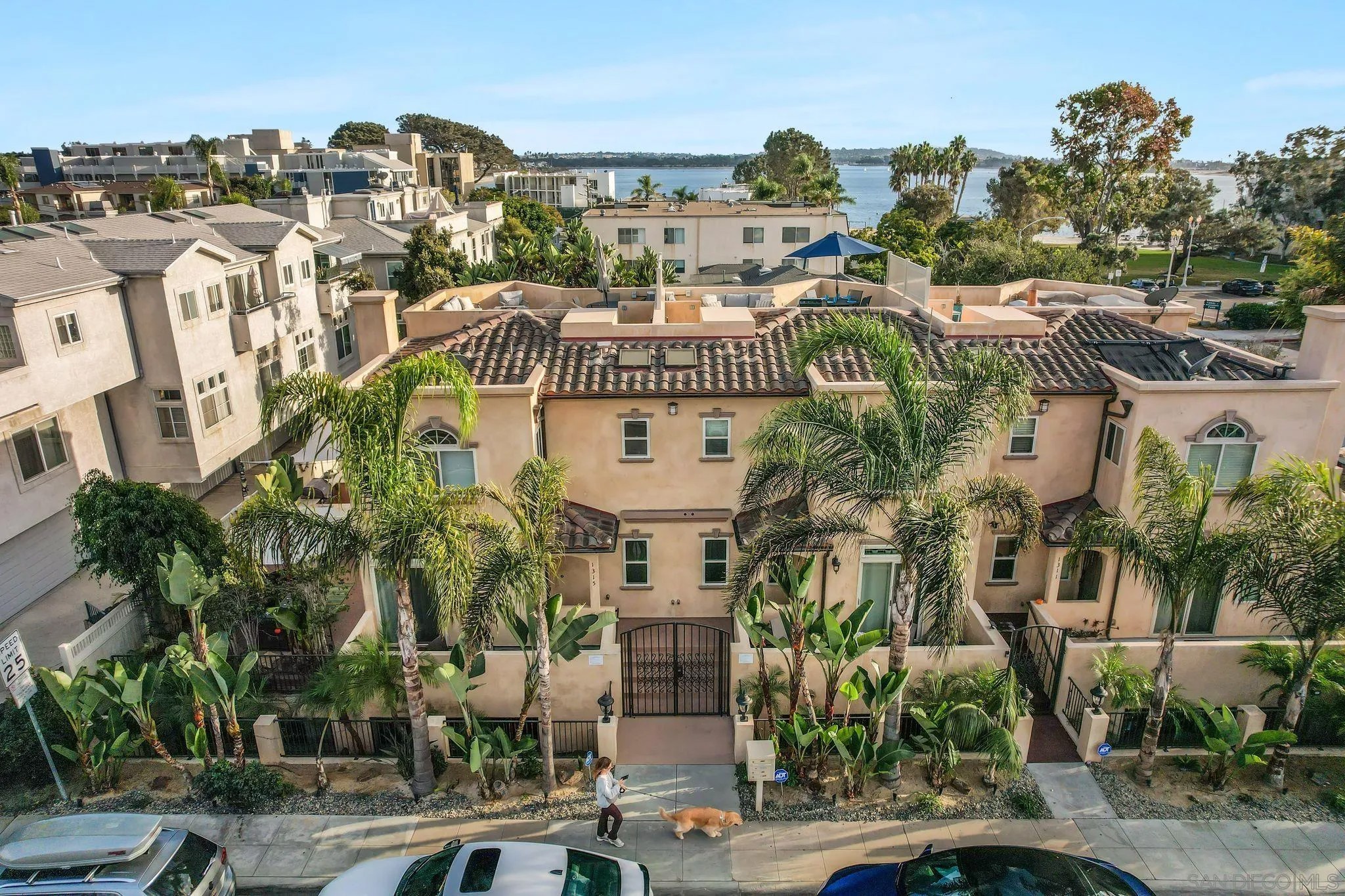 1311-15 Pacific Beach Dr