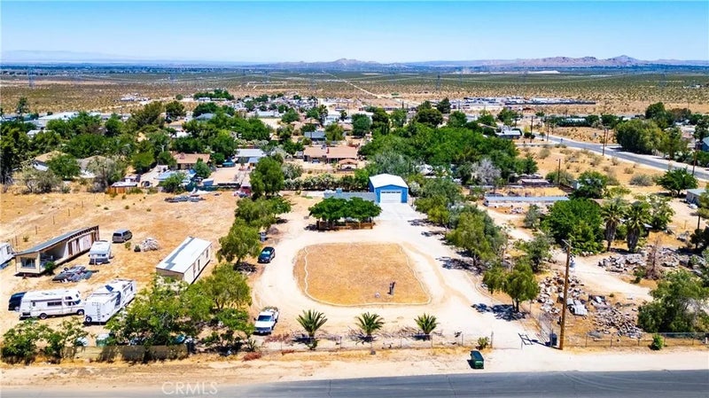 12537 E Avenue V-12