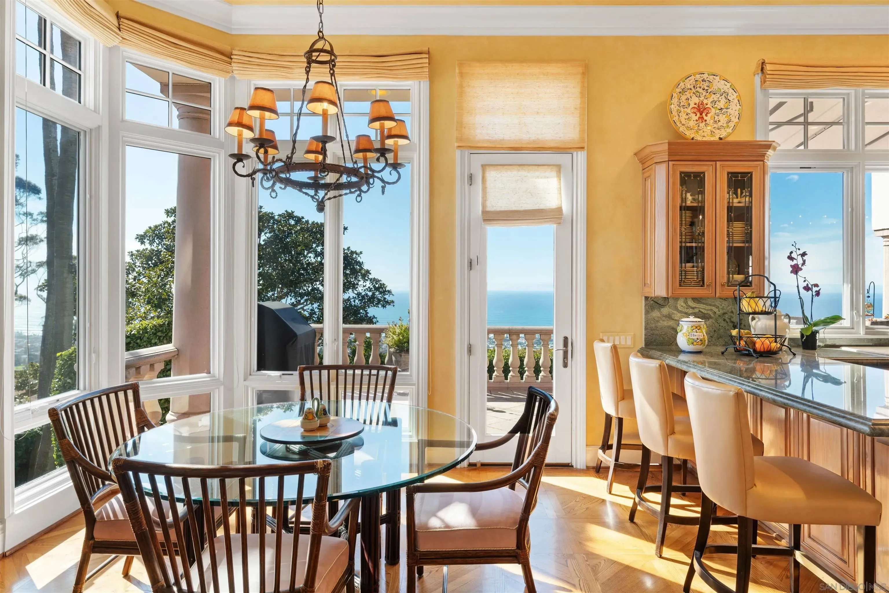 La Jolla, California 92037, United States, 6 Bedrooms Bedrooms, ,8 BathroomsBathrooms,Residential,Active,198687