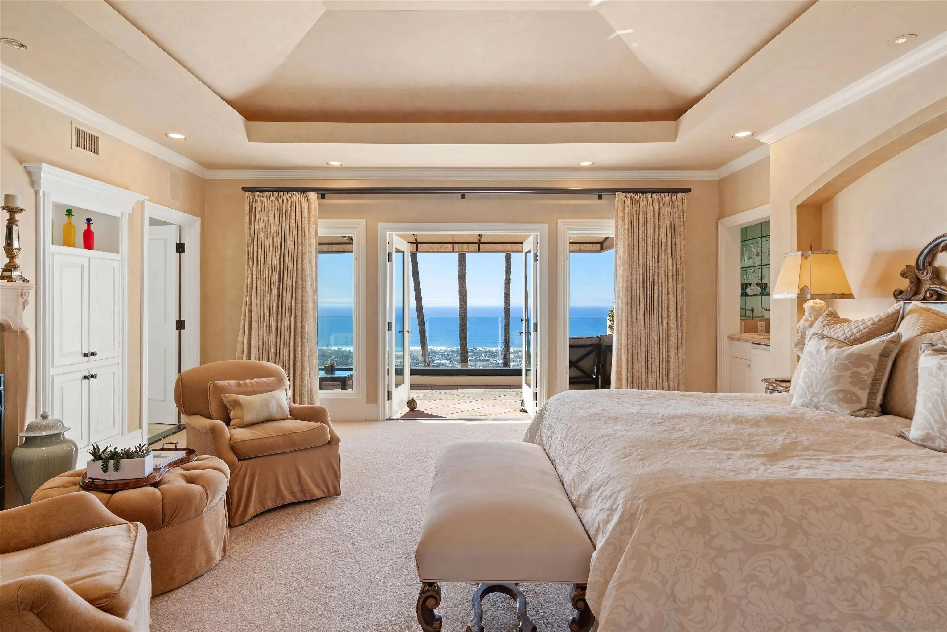 La Jolla, California 92037, United States, 6 Bedrooms Bedrooms, ,8 BathroomsBathrooms,Residential,Active,198687