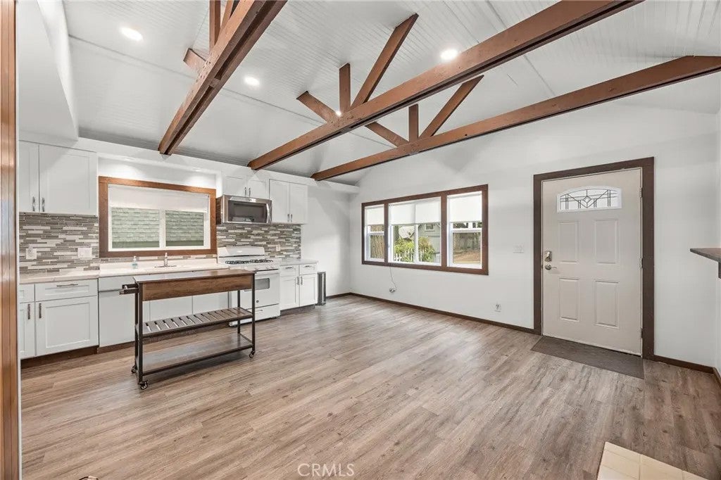 23376 Crestline Road