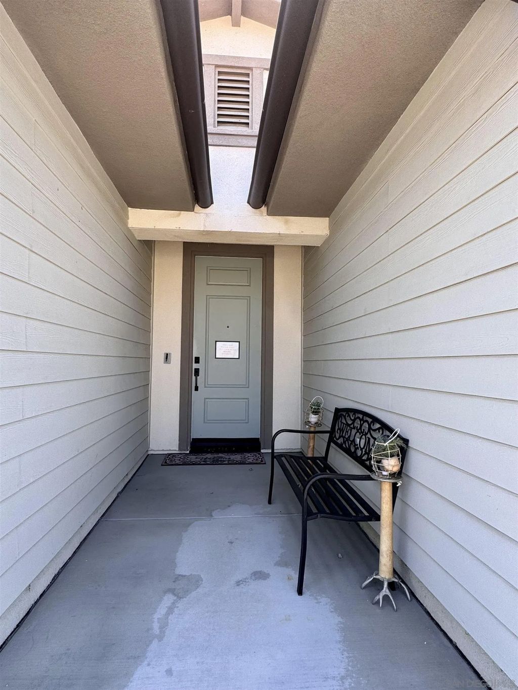 Photo of 35101 Cross Winds Dr, Murrieta, CA 92563 (MLS # 250038907)