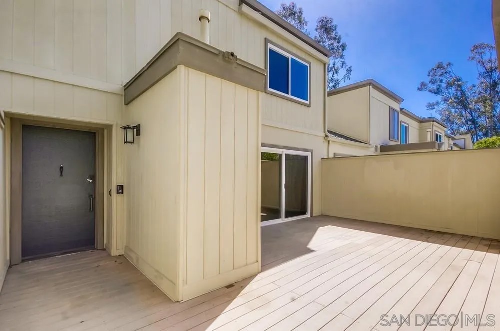 10497 Caminito Mayten