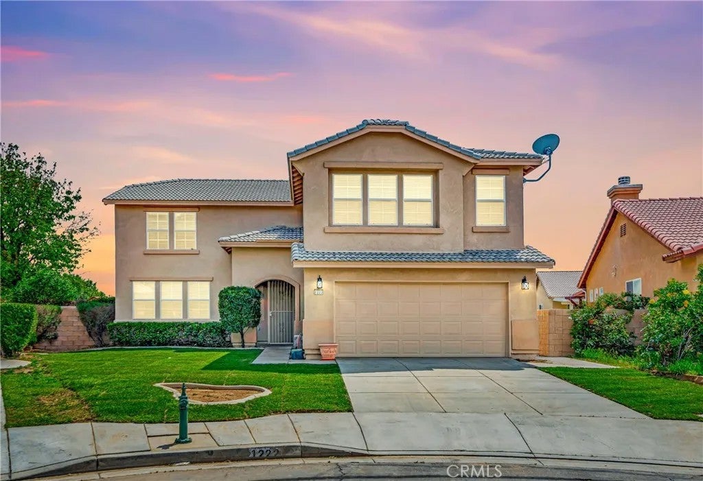 1222 W Avenue H7