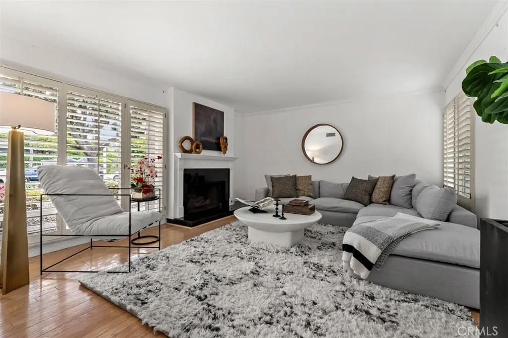 5231 Hiram Lane