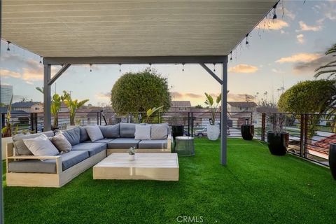Tiny photo for 16782 Heritage Lane, Huntington Beach, CA 92647 (MLS # PW25245810)