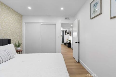 Tiny photo for 16782 Heritage Lane, Huntington Beach, CA 92647 (MLS # PW25245810)