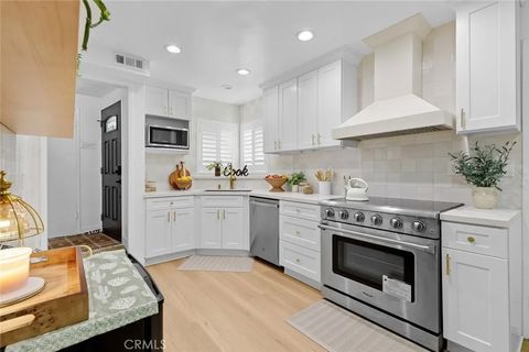Tiny photo for 16782 Heritage Lane, Huntington Beach, CA 92647 (MLS # PW25245810)