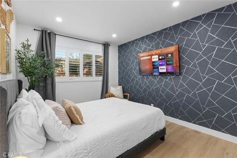 Tiny photo for 16782 Heritage Lane, Huntington Beach, CA 92647 (MLS # PW25245810)