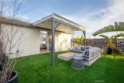Tiny photo for 16782 Heritage Lane, Huntington Beach, CA 92647 (MLS # PW25245810)