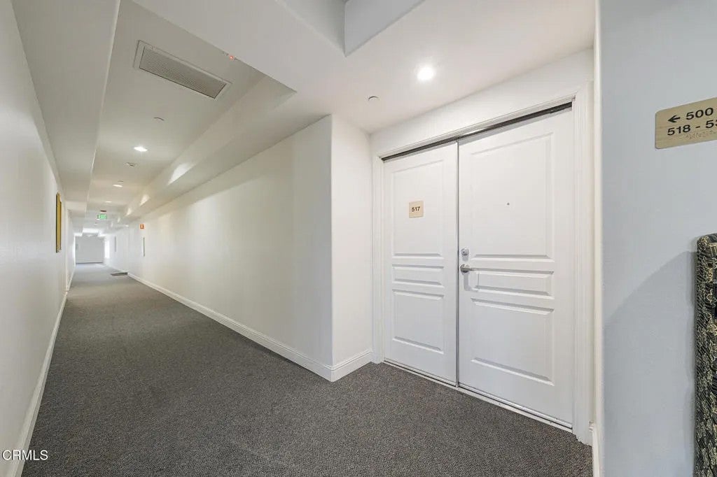 11 S 3rd Street 517