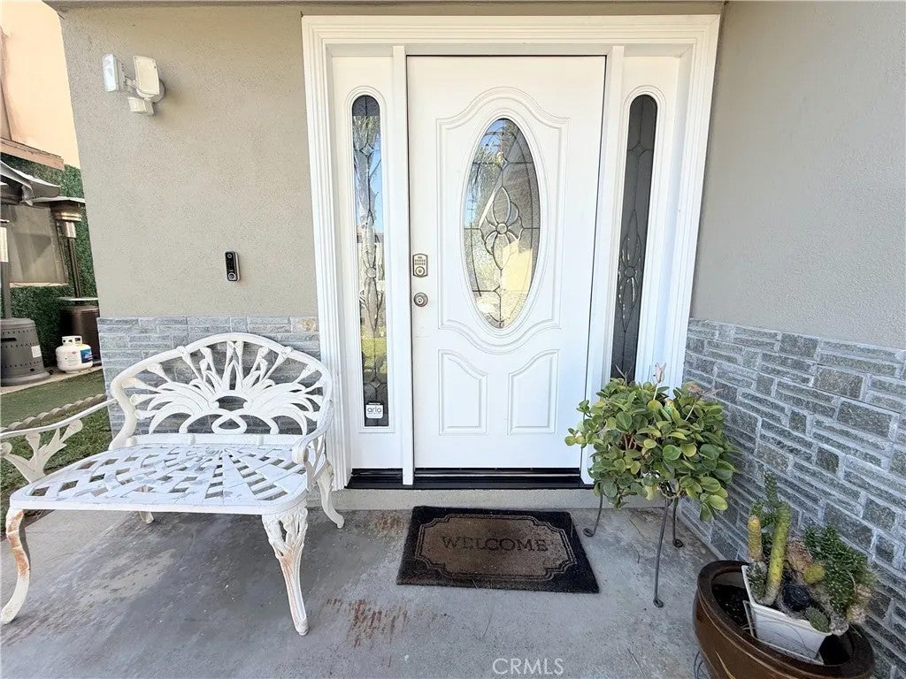 900 E Sagebank