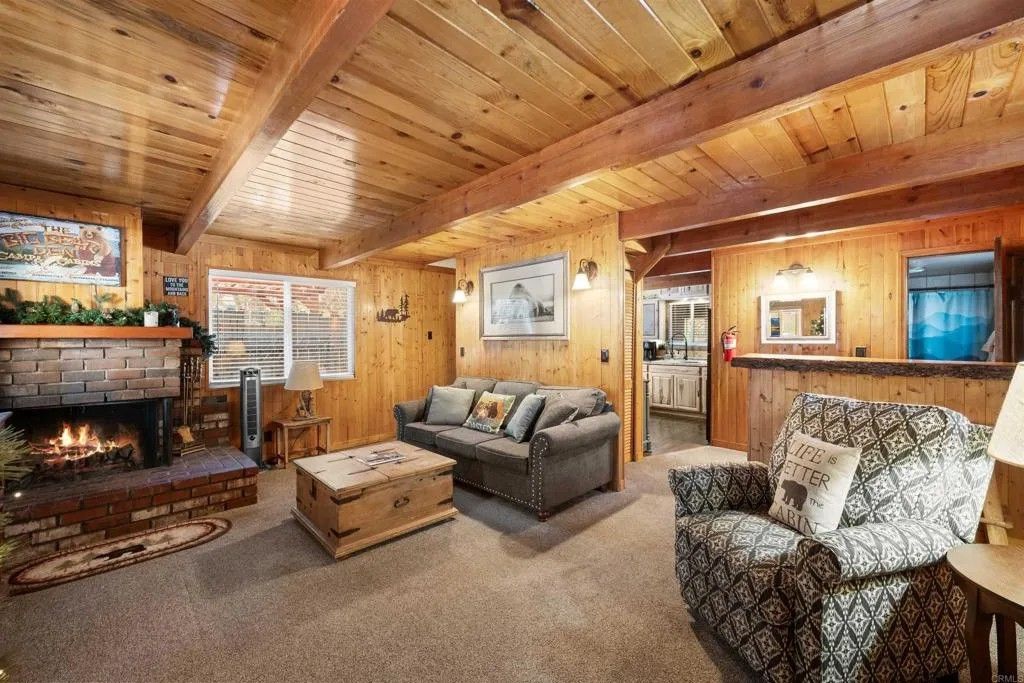 Photo of 727 Elysian Boulevard, Big Bear Lake, CA 92314 (MLS # NDP2601266)