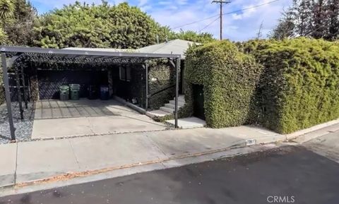 Photo of 7361 Flight Avenue, Los Angeles, CA 90045 (MLS # GD26045819)