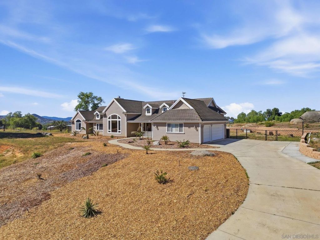 Photo of 14589 Tyler, Valley Center, CA 92082 (MLS # 260010372)