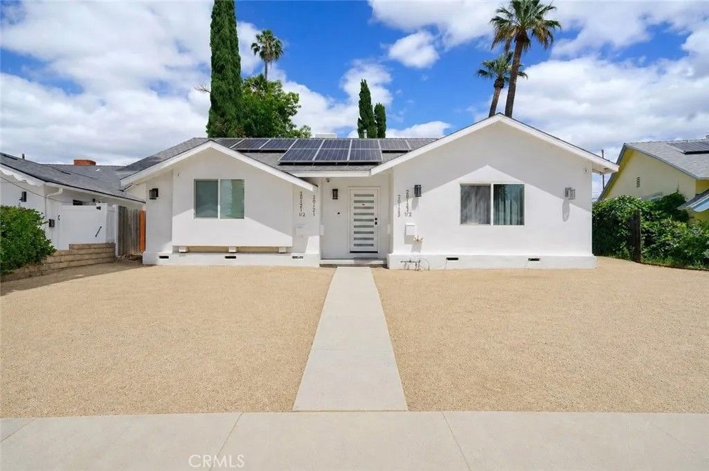 Photo of 20123 Haynes Street, Winnetka, CA 91306 (MLS # SR26092190)