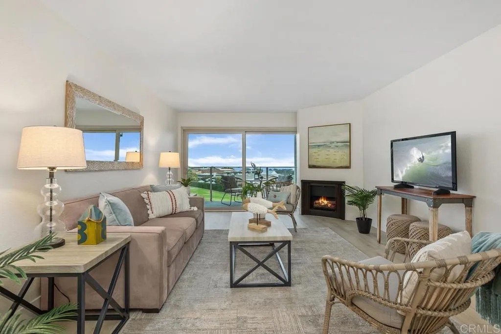 640 W Solana Circle 8