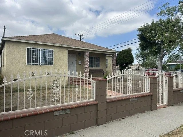 1301 S Castlegate