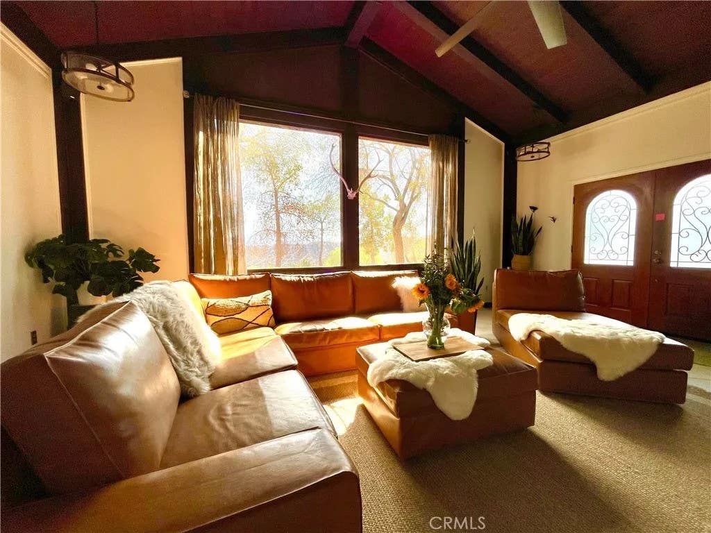 Photo of 45180 El Reposo Road, Aguanga, CA 92536 (MLS # SW26104635)