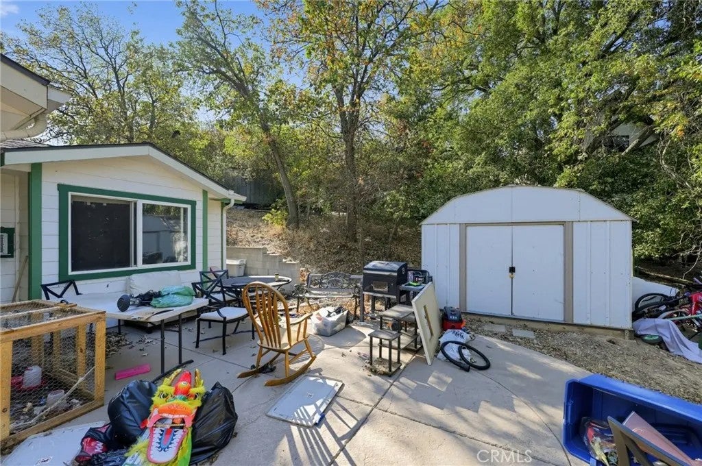 829 Hillside Drive