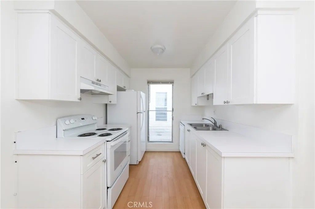 Photo of 20444 Osage Avenue #B, Torrance, CA 90503 (MLS # SB26022048)