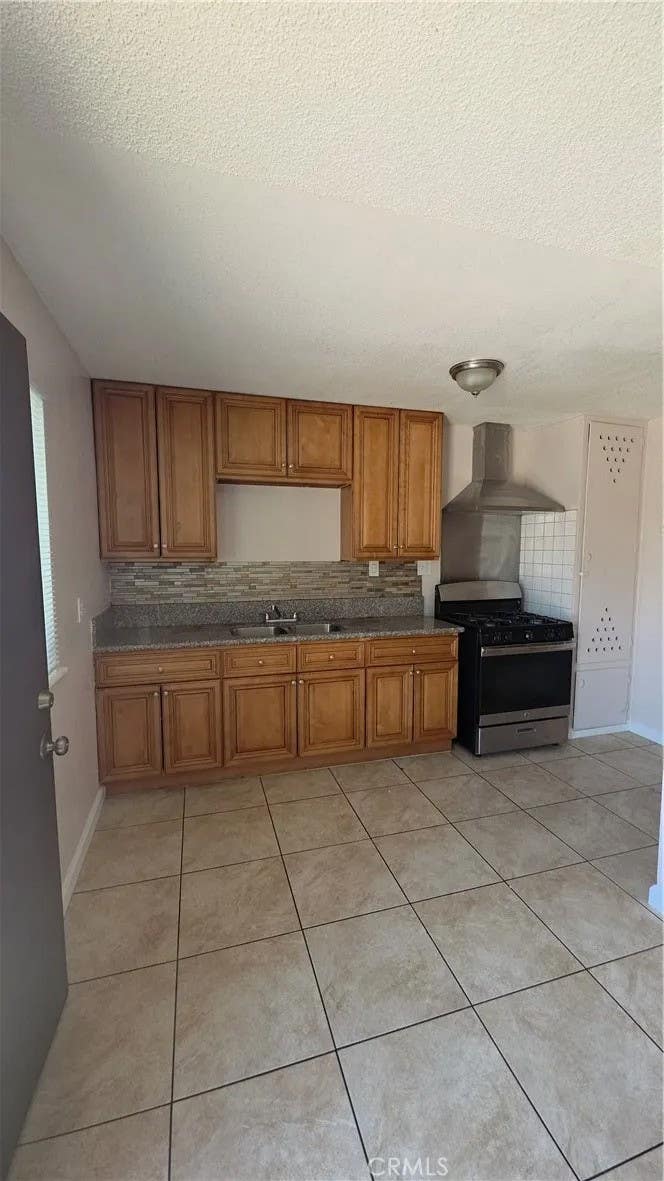 Photo of 610 W Grand BLVD #4, Corona, CA 92882 (MLS # IG26126975)