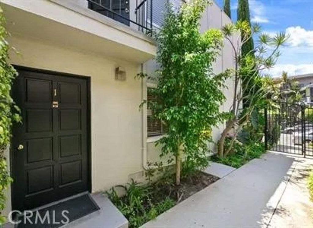 Photo of 1288 Barry, Los Angeles, CA 90025 (MLS # SB26074365)