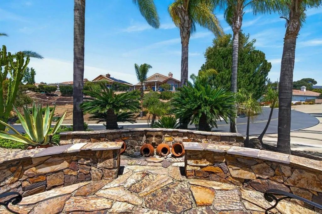 Photo of 2703 Lobelia Road, Alpine, CA 91901 (MLS # PTP2603070)