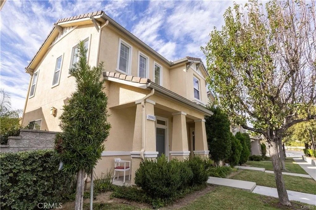 Photo of 19908 Santa Rosa Dr, Porter Ranch, CA 91326 (MLS # SR25274225)