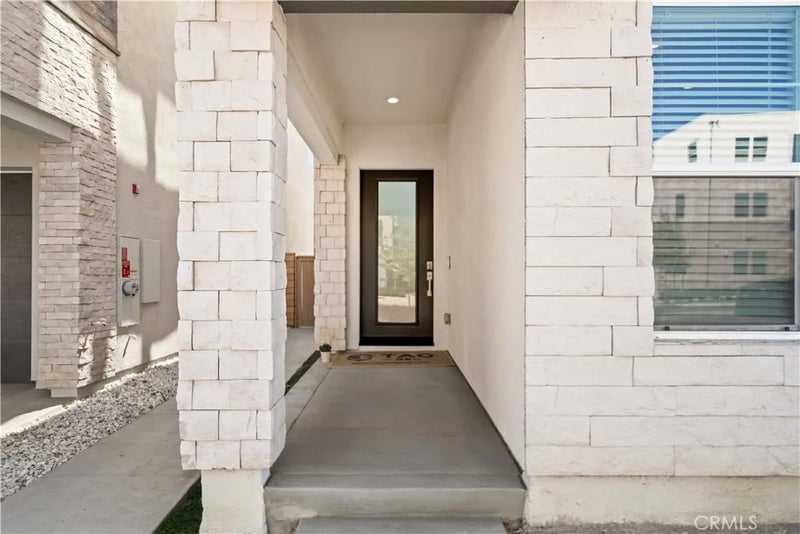 1135 poppy Court