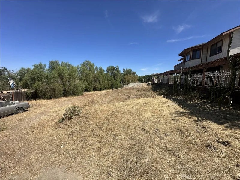 26985 Emerett Lane