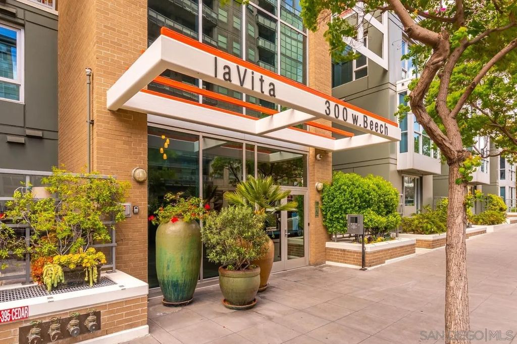 Photo of 300 W Beech St #901, San Diego, CA 92101 (MLS # 260006189)