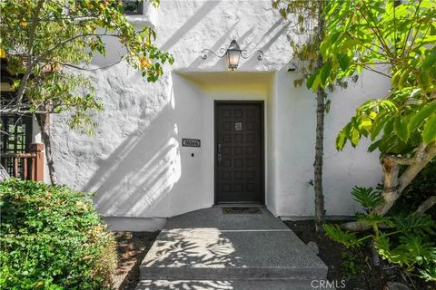 8614 Villa La Jolla Drive 6 La Jolla CA 92037