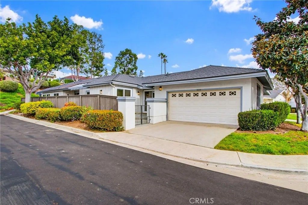 Photo of 1680 Via Brisa Del Lago, San Marcos, CA 92078 (MLS # ND26015871)