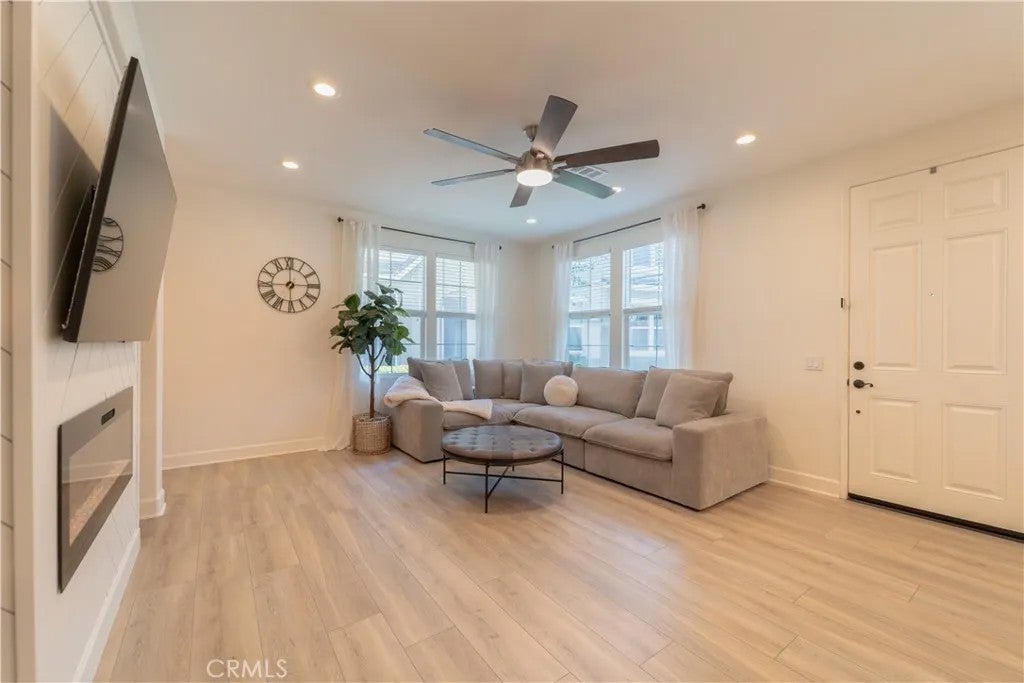 24014 Park Lane