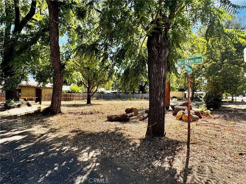 1257 9th East