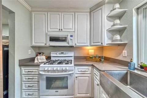 Tiny photo for 25 Sand Dollar Court #19, Newport Beach, CA 92663 (MLS # AR26099180)