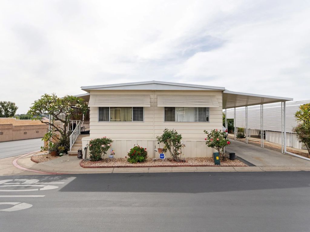 Photo of 1506 Oak Drive #34, Vista, CA 92084 (MLS # 260009873)