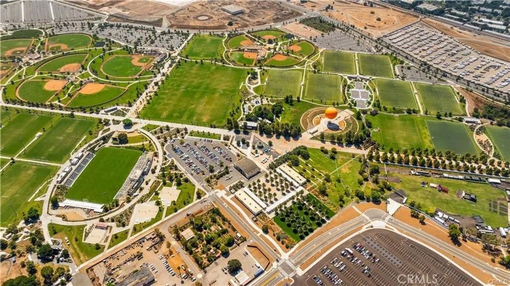 Photo of 333 Sora, Irvine, CA 92618 (MLS # OC25244778)