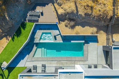 Tiny photo for 8175 Fox Trail, Yucca Valley, CA 92284 (MLS # JT25273215)