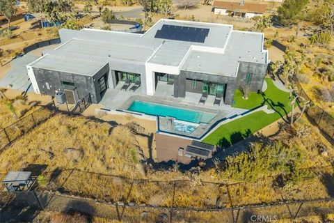 Tiny photo for 8175 Fox Trail, Yucca Valley, CA 92284 (MLS # JT25273215)