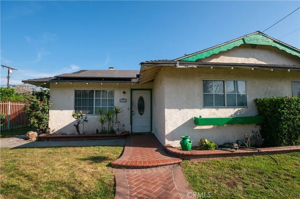 18264 Santa Ana