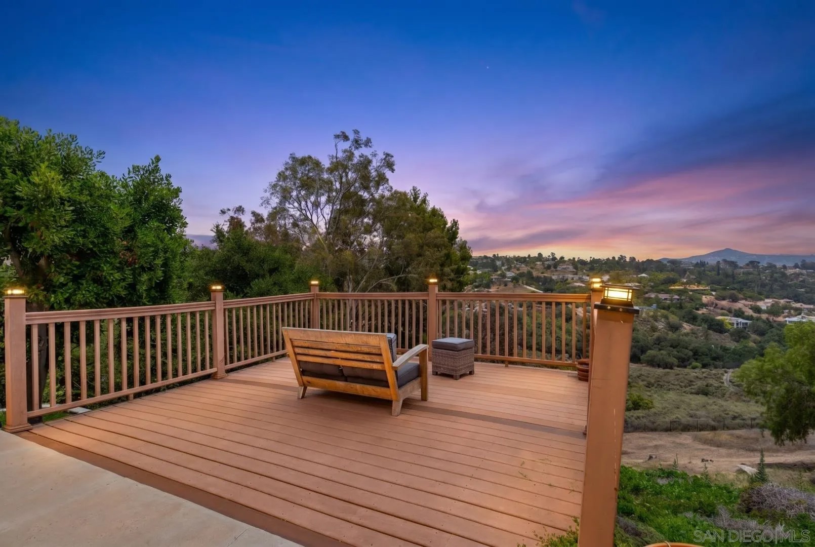 2422 Peet Lane