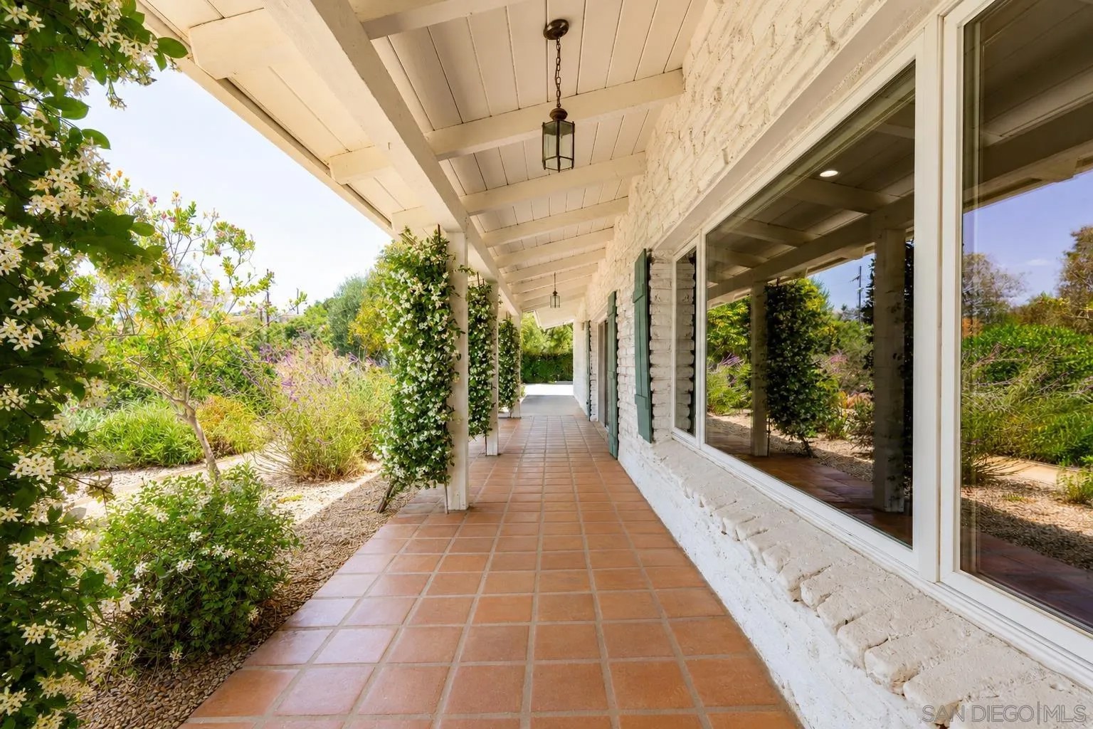 2422 Peet Lane